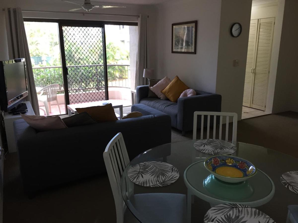 Broadwater Shores Waterfront Apartments Gold Coast Buitenkant foto