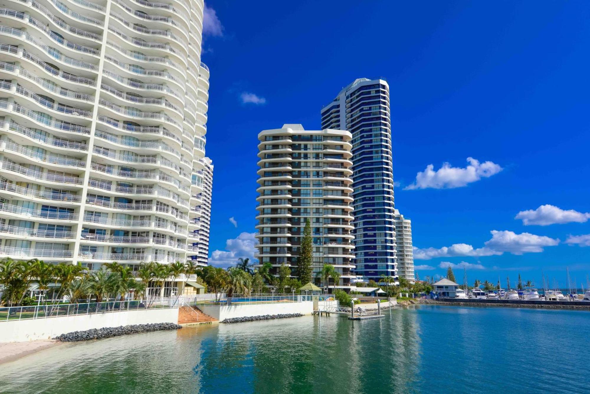 Broadwater Shores Waterfront Apartments Gold Coast Buitenkant foto