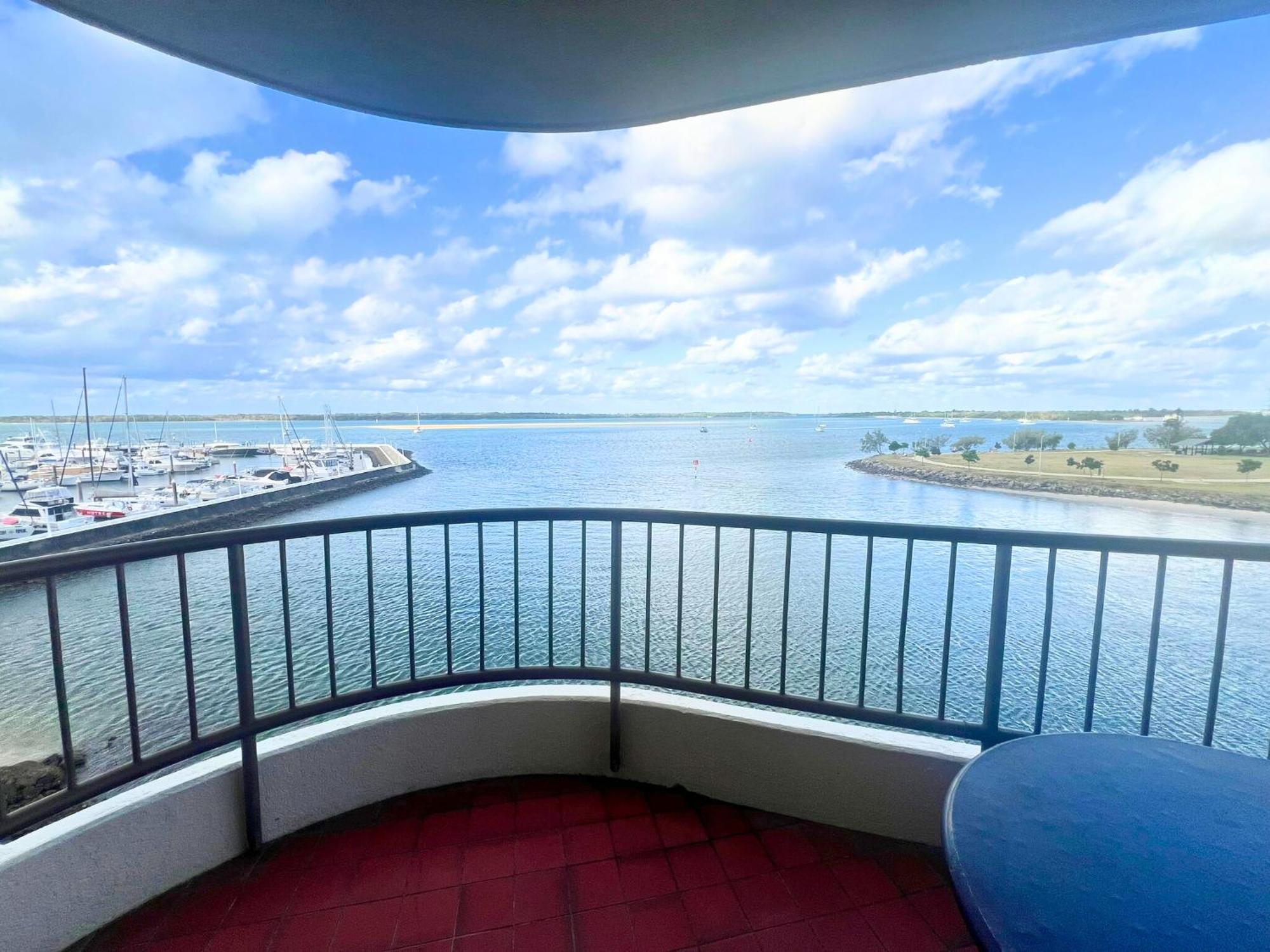 Broadwater Shores Waterfront Apartments Gold Coast Buitenkant foto