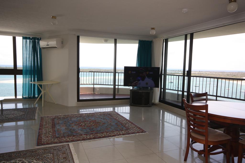 Broadwater Shores Waterfront Apartments Gold Coast Buitenkant foto