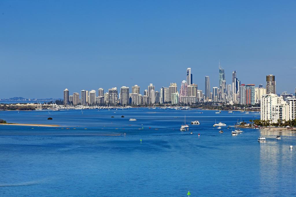 Broadwater Shores Waterfront Apartments Gold Coast Buitenkant foto