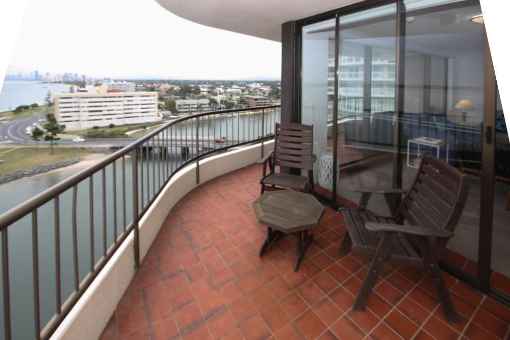 Broadwater Shores Waterfront Apartments Gold Coast Buitenkant foto